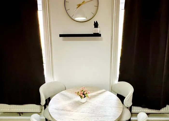 Charming - Close To Attractions Mz17b Apartment *