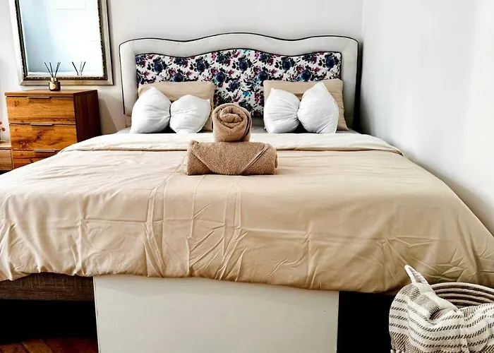 Charming - Close To Attractions Mz17b Apartment
