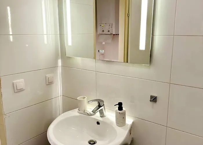 Apartment Charming - Close To Attractions Mz17b